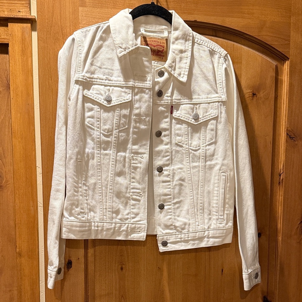 Levi's Women's Crisp White Jean Jacket